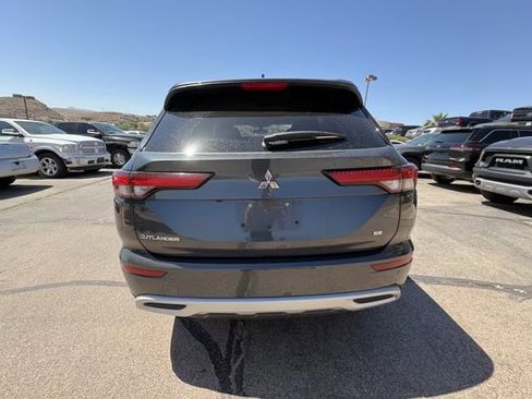 Used 2024 Mitsubishi Outlander FWD image 4