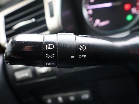 Used 2014 Lexus LX 570 4WD image 35
