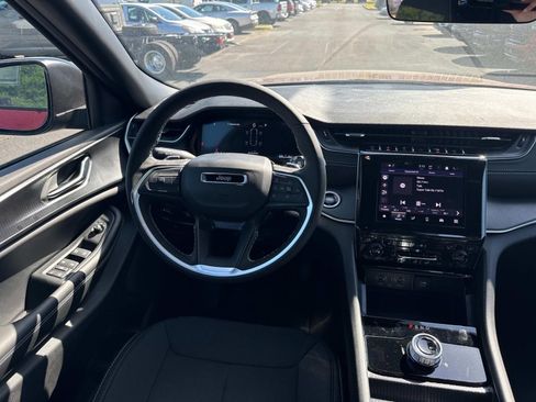 New 2026 Jeep Grand Cherokee L Laredo AWD/4WD image 19