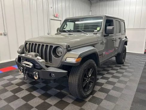 Used 2022 Jeep Wrangler Unlimited Sport AWD/4WD image 8