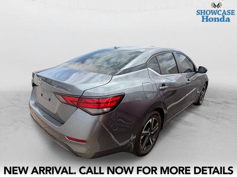 Used 2025 Nissan Sentra SV w/ All-Weather Package FWD image 5