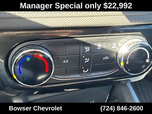Used 2024 Chevrolet TrailBlazer LT AWD/4WD image 14