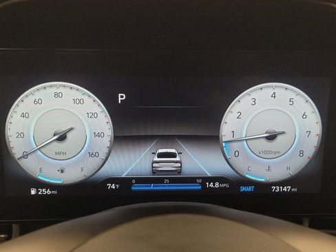 Used 2023 Hyundai Elantra Limited FWD image 23