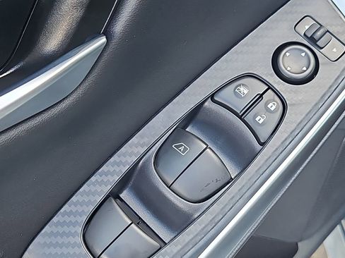 New 2025 Nissan Sentra SR image 11