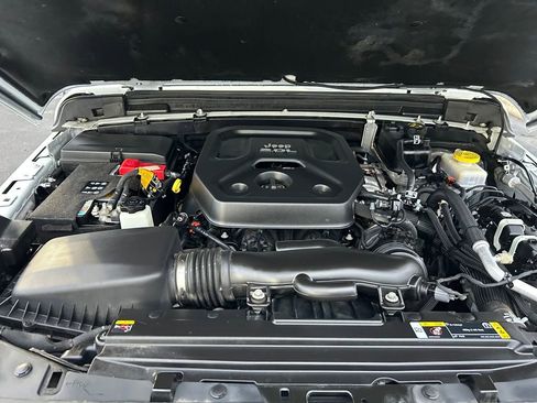 Certified 2023 Jeep Wrangler Sahara w/ LED Lighting Group image 28