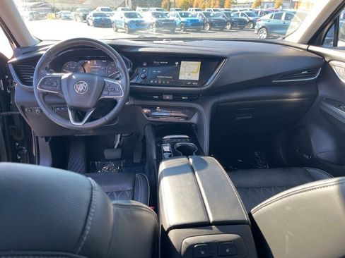 Used 2022 Buick Envision Avenir w/ Technology Package II image 16