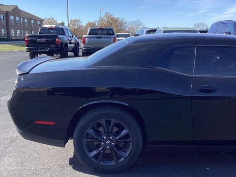 Used 2020 Dodge Challenger SXT w/ Blacktop Package image 7