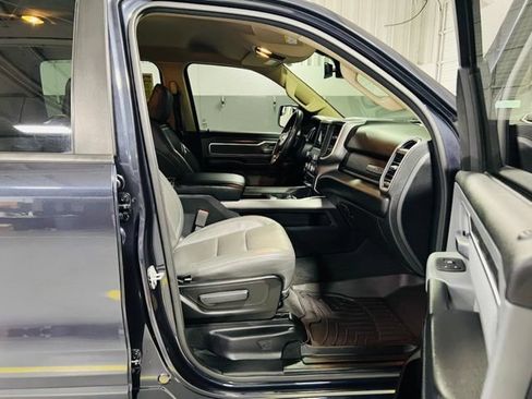 Used 2020 RAM 1500 Big Horn AWD/4WD image 30