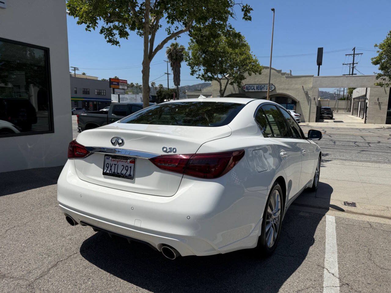 Used 2023 INFINITI Q50 Luxe w/ Cargo Package RWD image 8