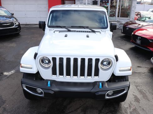 Used 2023 Jeep Wrangler Sahara image 9