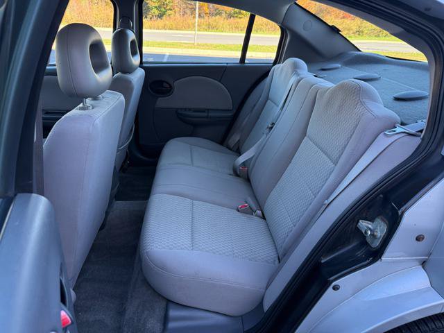 Used 2005 Saturn ION Level 2 w/ Power Pkg FWD image 15