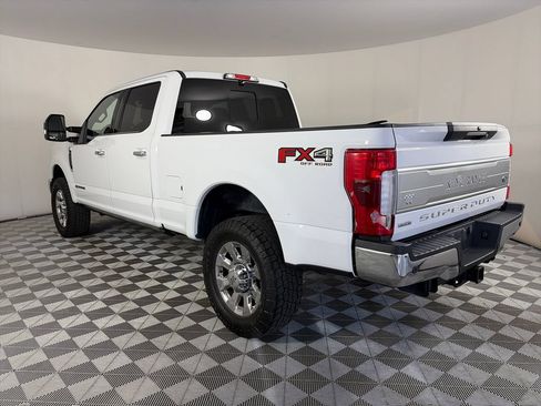 Used 2017 Ford F250 King Ranch w/ King Ranch Ultimate Package AWD/4WD image 5