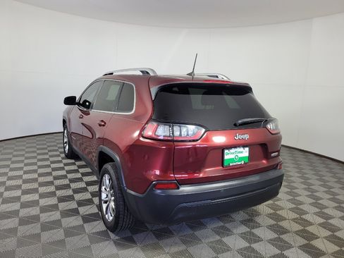 Used 2019 Jeep Cherokee Latitude Plus FWD image 5