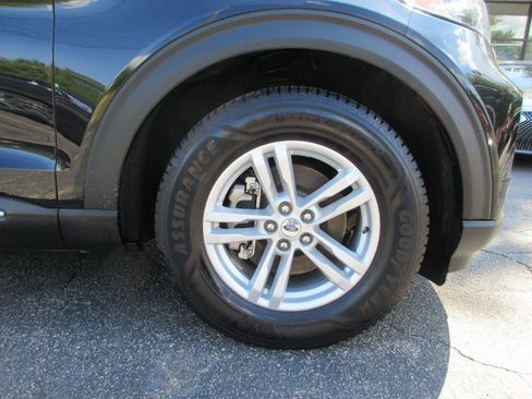 Used 2021 Ford Explorer XLT RWD image 24
