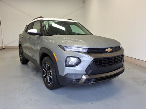 Used 2023 Chevrolet TrailBlazer ACTIV w/ Convenience Package FWD image 1