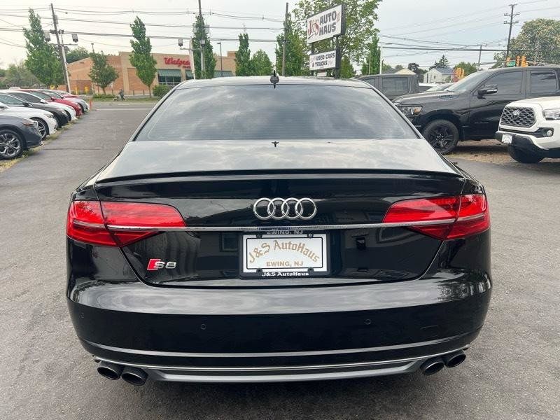 Used 2016 Audi S8 Plus AWD/4WD image 5