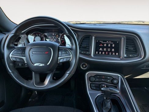 Used 2019 Dodge Challenger GT image 2