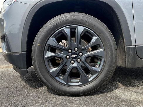 Used 2019 Chevrolet Traverse RS FWD image 9