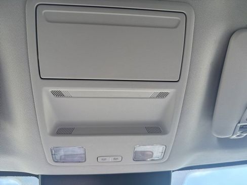 New 2025 Ford Maverick XLT w/ XLT Luxury Package image 19