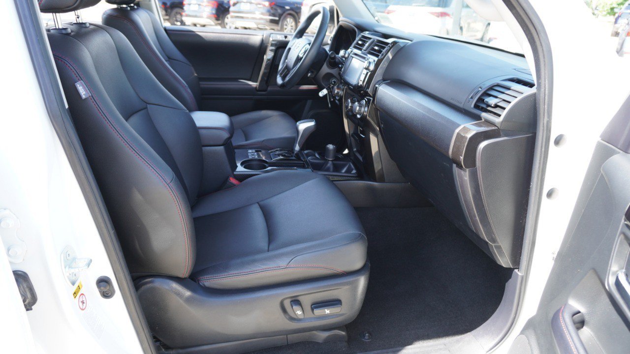 Used 2019 Toyota 4Runner TRD Off-Road Premium AWD/4WD image 15