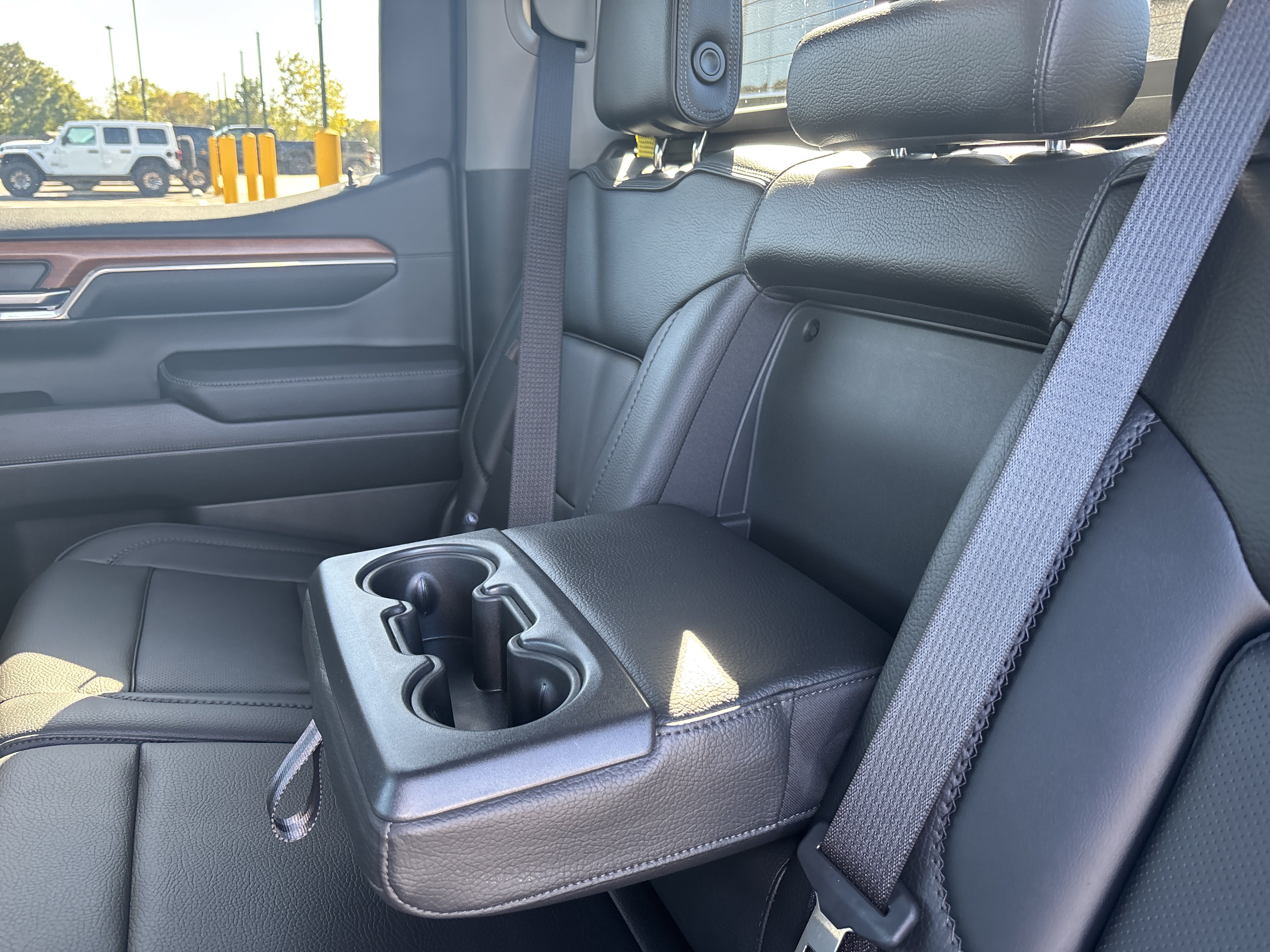 Used 2022 GMC Sierra 1500 Denali w/ Denali Reserve Package AWD/4WD image 39