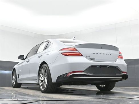 Used 2022 Genesis G70 2.0T image 49