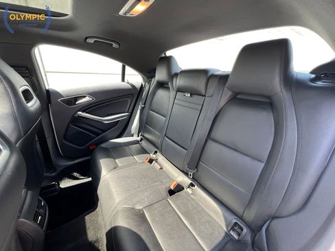 Used 2015 Mercedes-Benz CLA 250 image 39