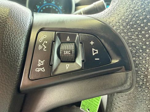 Used 2014 Chevrolet Cruze LS FWD image 13