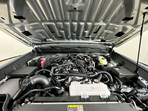Used 2025 Toyota Tacoma SR5 image 22