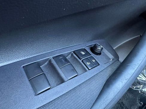 Certified 2023 Toyota Corolla LE image 30