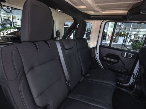 Used 2019 Jeep Wrangler Unlimited Sport S AWD/4WD image 27