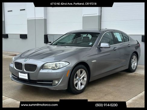 Used 2013 BMW 528i Sedan RWD image 1