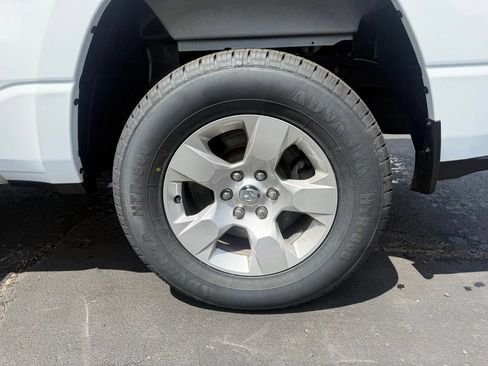 Used 2022 RAM 1500 Big Horn AWD/4WD image 37