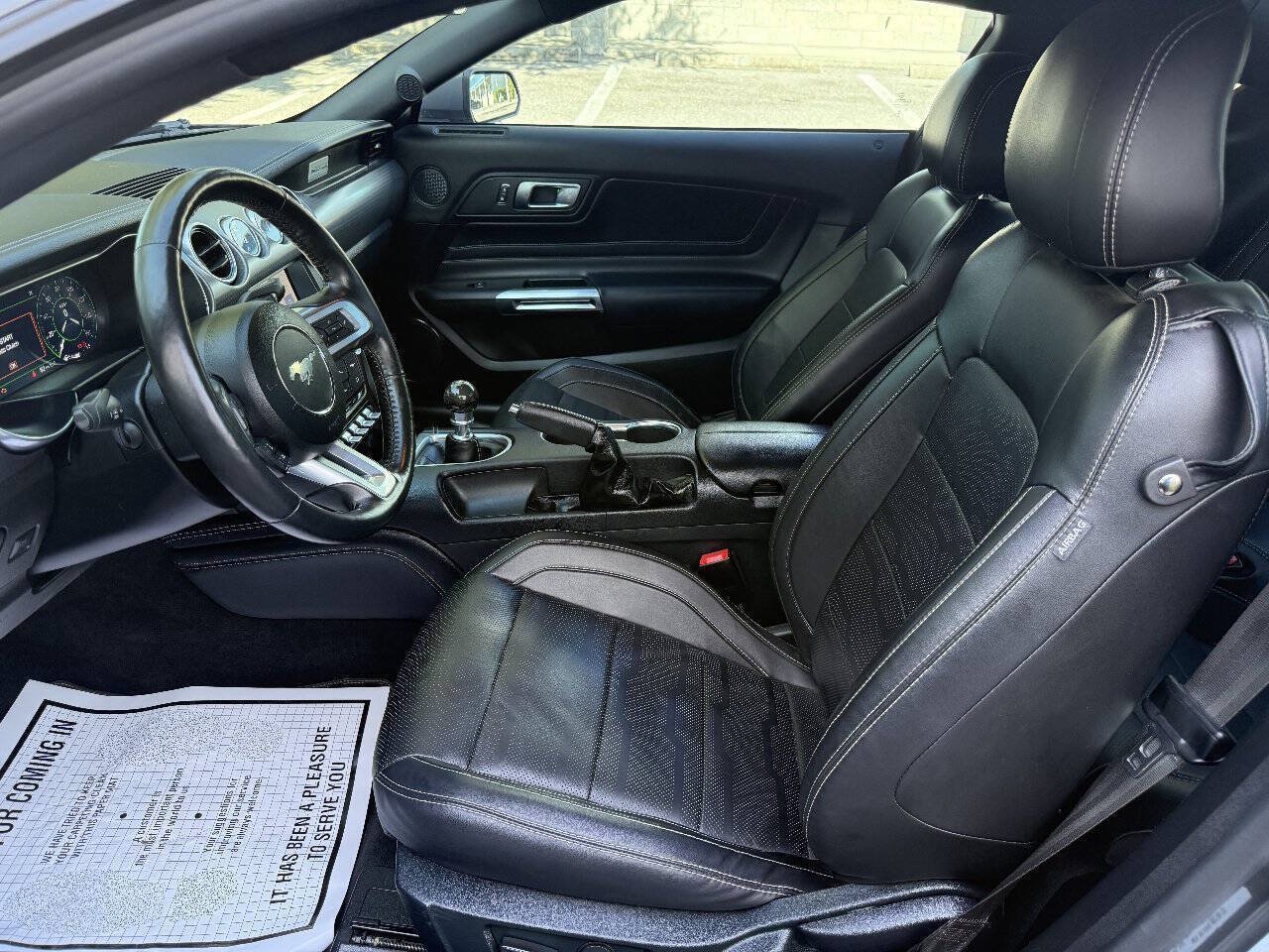Used 2022 Ford Mustang GT Premium w/ GT Performance Package RWD image 16