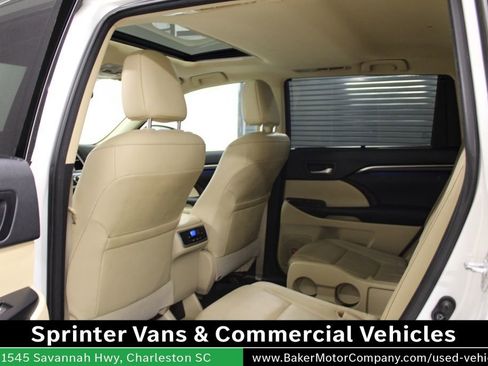 Used 2016 Toyota Highlander Limited image 36