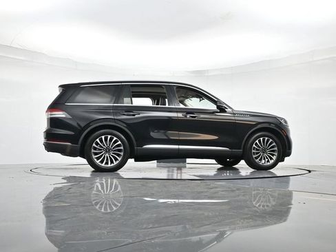 Used 2024 Lincoln Aviator Reserve image 34