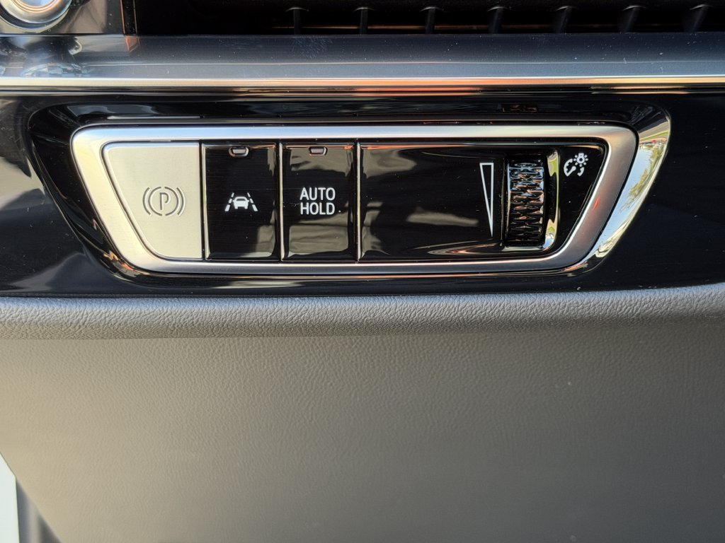 Used 2024 Cadillac Lyriq Sport AWD/4WD image 22