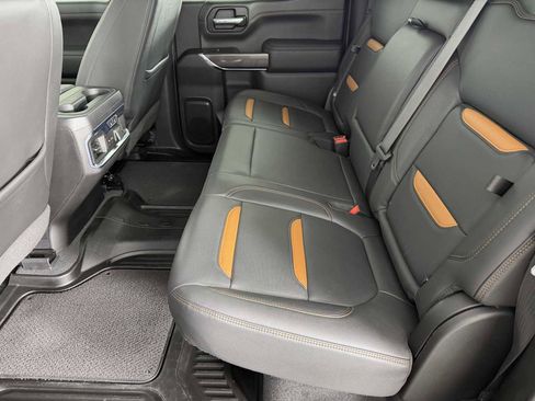 Used 2021 GMC Sierra 1500 AT4 w/ AT4 Premium Package AWD/4WD image 20