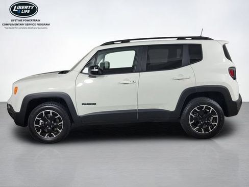 Used 2023 Jeep Renegade Latitude w/ Sun/Sound Group AWD/4WD image 6