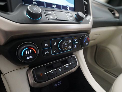 Used 2023 GMC Acadia Denali w/ Trailering Package image 21