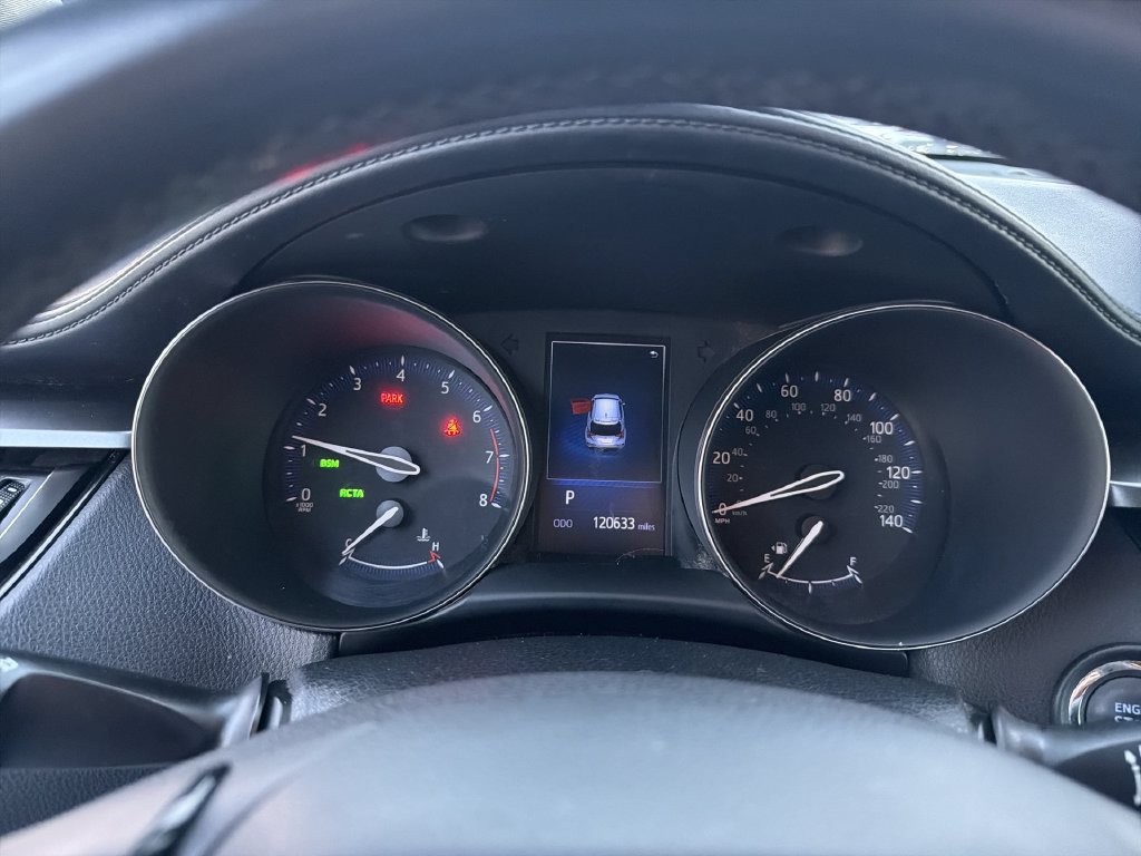 Used 2018 Toyota C-HR XLE FWD image 12