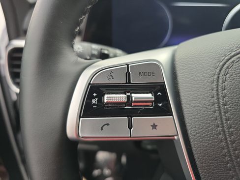 Used 2025 Kia Telluride SX Prestige AWD/4WD image 18