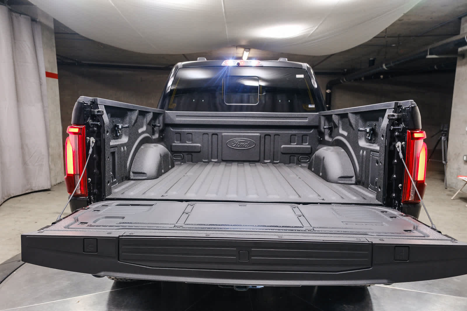 Used 2024 Ford F150 Raptor w/ Equipment Group 803A Raptor R AWD/4WD image 31