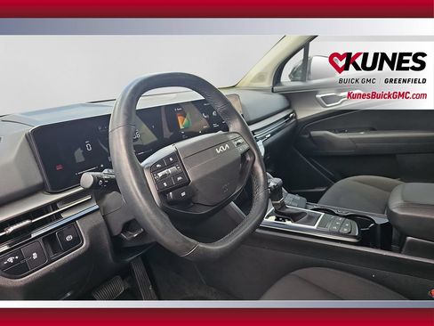 Used 2026 Kia Sportage LX FWD image 15