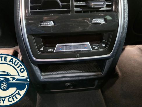 Used 2023 BMW X5 xDrive45e w/ Climate Comfort Package image 28