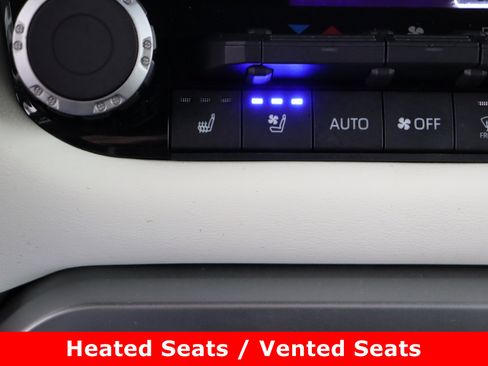 Certified 2024 Toyota Sequoia Capstone image 22