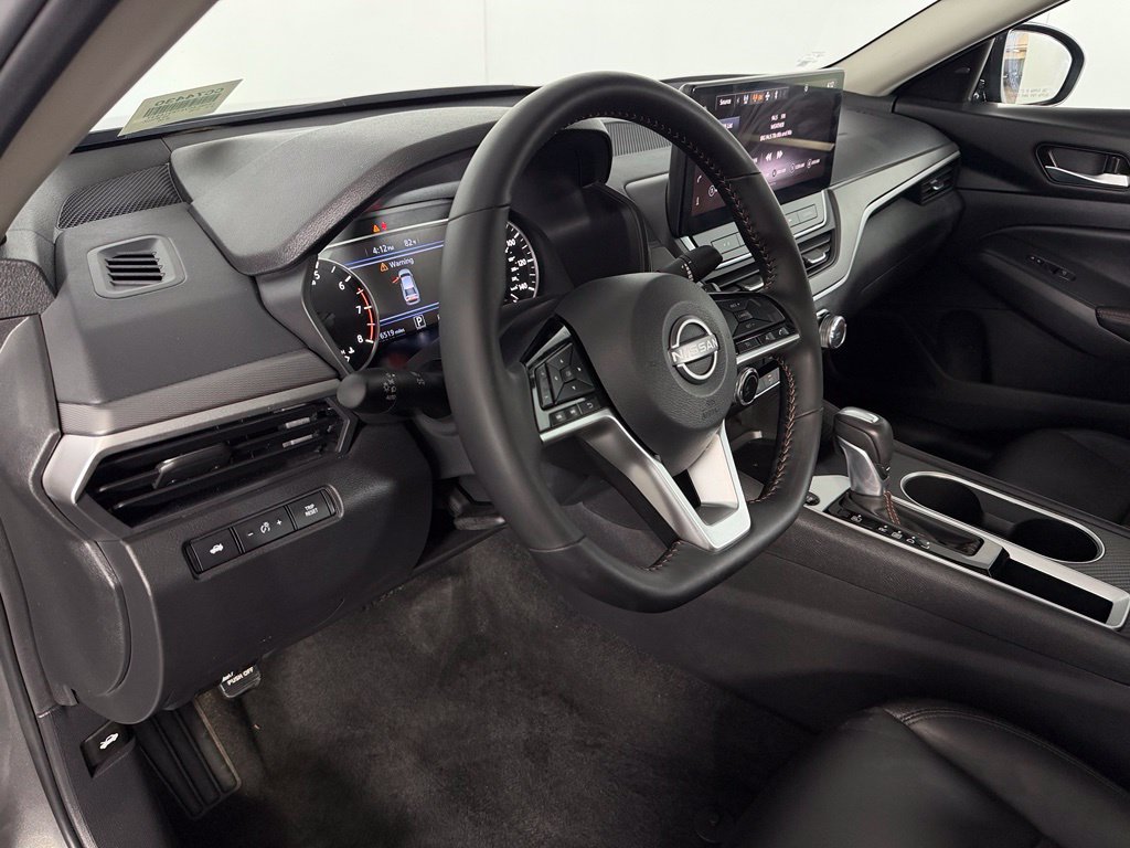 Used 2026 Nissan Altima 2.5 SR FWD image 13