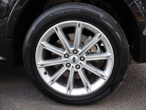 Used 2018 Ford Flex Limited image 43