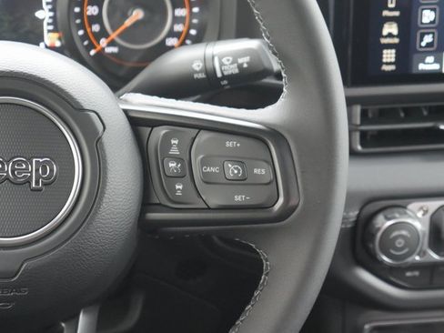 New 2026 Jeep Wrangler Unlimited Rubicon image 17