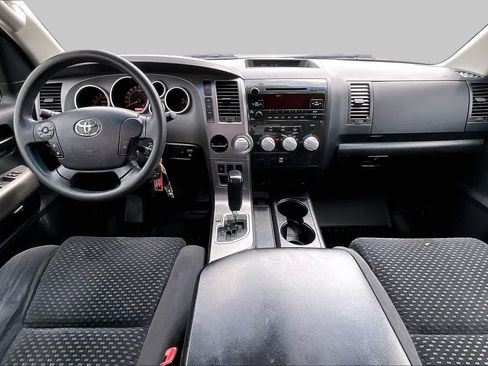 Used 2013 Toyota Tundra 2WD CrewMax w/ SR5 Pkg image 16